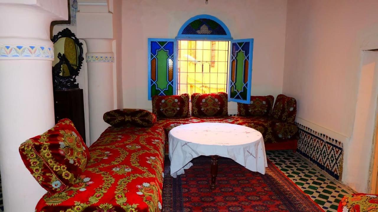 مكناز Mille Et Une Nuit المظهر الخارجي الصورة